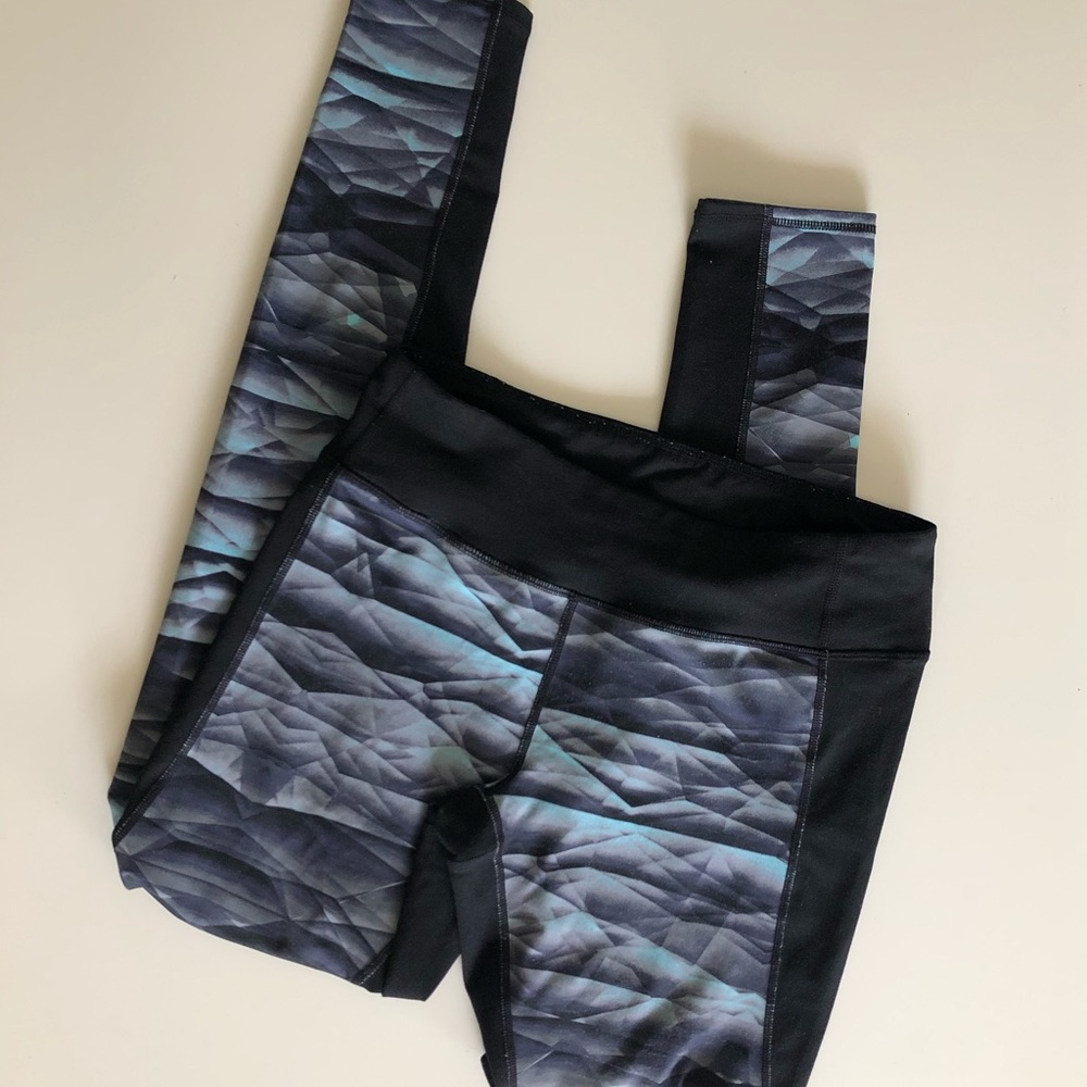 ZELLA blue patterned leggings 💙